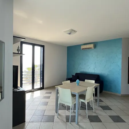 Celeste E C Апарт-отель