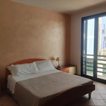 Apart-hotel Celeste E C