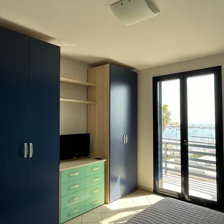 Apart-hotel Celeste E C