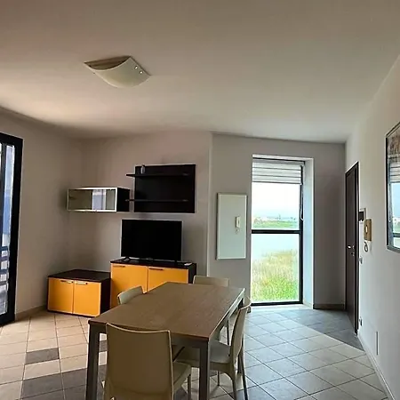 Celeste E C Apart-hotel 3*