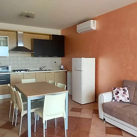 Celeste E C Apart-hotel