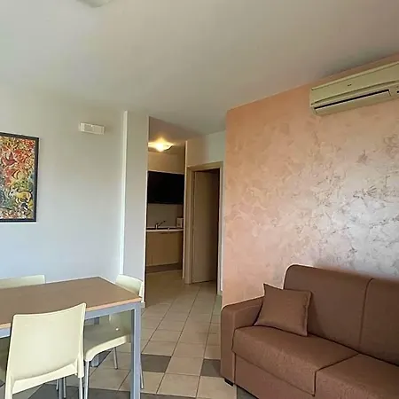 Apart-hotel Celeste E C