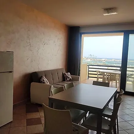 Celeste E C 3* Marzamemi